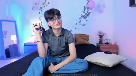 Kai online show from April 27, 9:20 pm