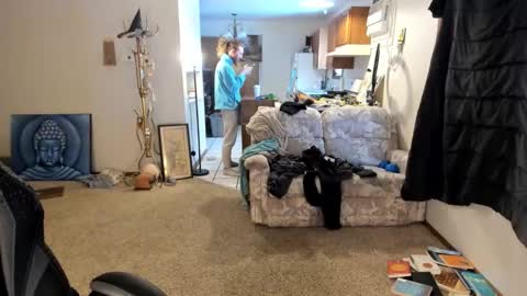 Kaiku77 online show from December 3, 5:41 pm