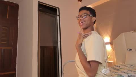 kaisonrouse online show from February 21, 8:54 pm