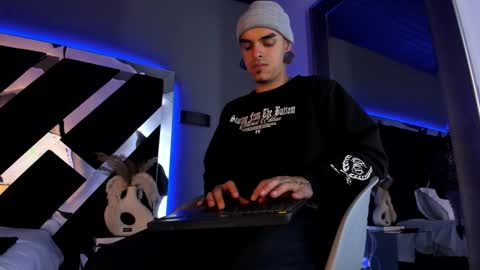 Kale online show from February 25, 2:58 am