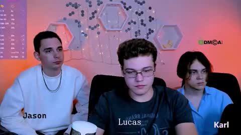 Karl online show from November 17, 8:34 pm