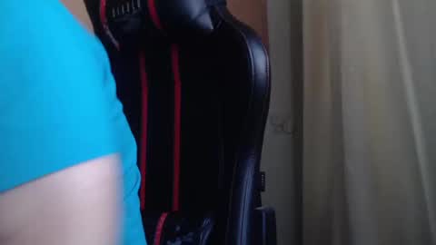 Snapshot of karolhorny96 chatting on January 24, 2:30 pm Karol  online show from January 24, 2:30 pm