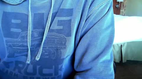 keepitreal098 online show from March 1, 6:11 pm