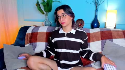 Keita moon online show from April 15, 12:49 pm