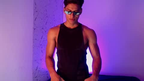 ken__owensx online show from February 6, 6:38 pm