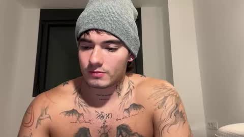 luis carlos esteban online show from November 9, 7:18 pm