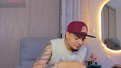 kendel_dimitri online show from November 20, 4:12 am