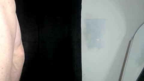 Kennfox777 online show from April 13, 11:16 pm