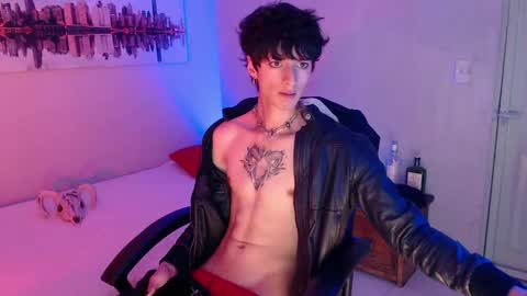 Snapshot of kenny__hot chatting on January 5, 1:58 pm kenny online show from January 5, 1:58 pm