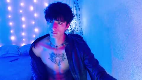 Snapshot of kenny__hot chatting on January 4, 5:16 pm kenny online show from January 4, 5:16 pm