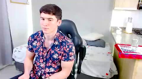 Santiago online show from February 14, 4:07 am