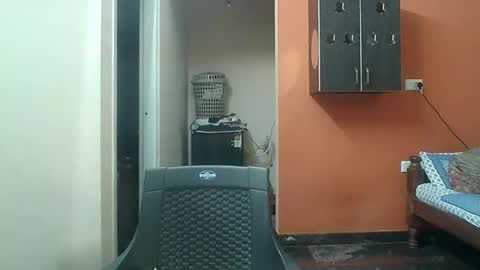 Snapshot of khan3043 chatting on October 21, 7:17 pm Khan3043 online show from October 21, 7:17 pm