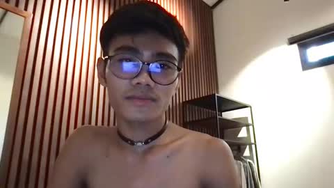 khkitty73 online show from March 11, 8:09 am