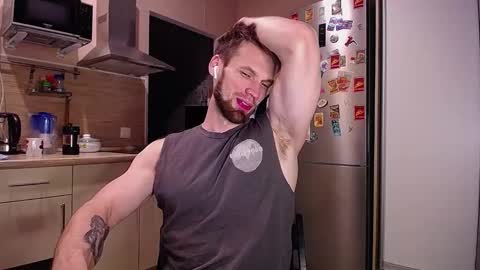 Snapshot of king_pong chatting on December 4, 9:13 pm king_pong online show from December 4, 9:13 pm