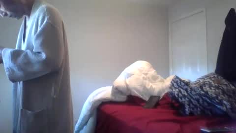 kingd238er online show from April 18, 1:12 pm