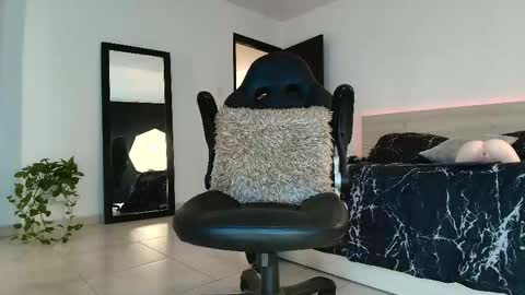 Snapshot of kinglatinlover chatting on September 24, 11:30 am  George Santos online show from September 24, 11:30 am