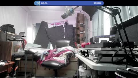 Snapshot of kinkybiguy14 chatting on September 16, 11:33 am Kinky Cassie online show from September 16, 11:33 am