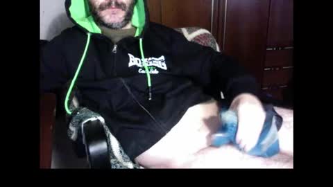 kissofbanned1983 online show from November 30, 9:55 am