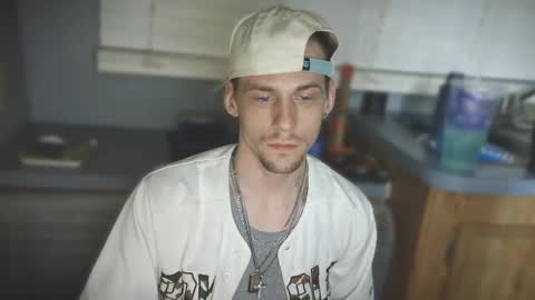 krytiar1992 online show from March 20, 7:34 am