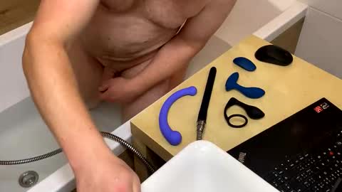 Tony online show from November 4, 11:50 pm