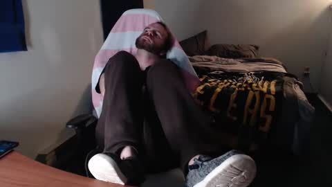 Kuggy online show from November 4, 11:39 pm