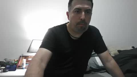 Snapshot of kurangy75 chatting on October 27, 4:15 am Kurangy online show from October 27, 4:15 am