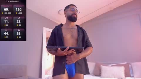 Kylliam Levis online show from October 26, 9:17 pm