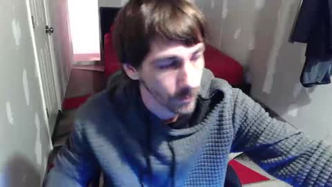 l1v1nth3dr3am online show from March 5, 1:35 am