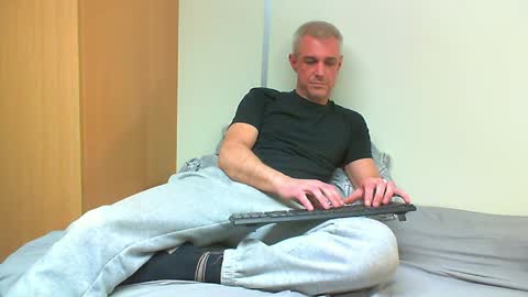 Lain online show from March 29, 9:26 pm