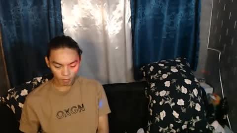 lalakinghugecock_2 online show from December 18, 9:25 am