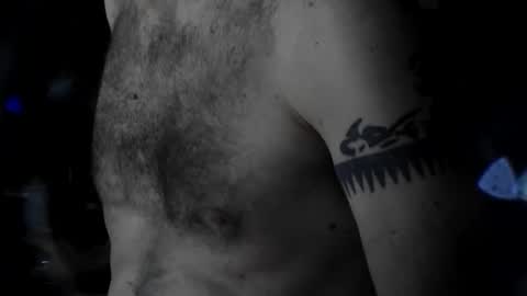 Snapshot of laltro33 chatting on September 27, 1:58 am Markazzo73 online show from September 27, 1:58 am