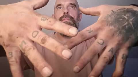 larsvegas1895 online show from September 27, 1:47 am