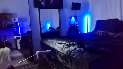 latex__buddy online show from February 27, 11:04 pm