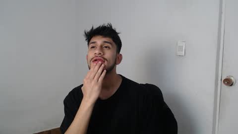 camilo online show from February 18, 6:26 am