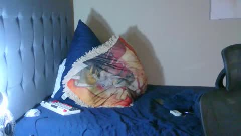 latinincognito online show from January 7, 6:35 pm