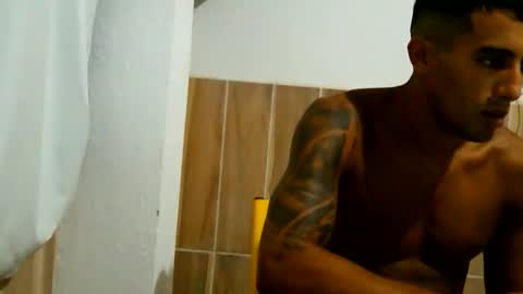 latinmarian online show from March 12, 8:55 am