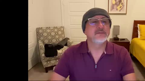 QS - INDEPENDENT MODEL online show from January 8, 5:01 am