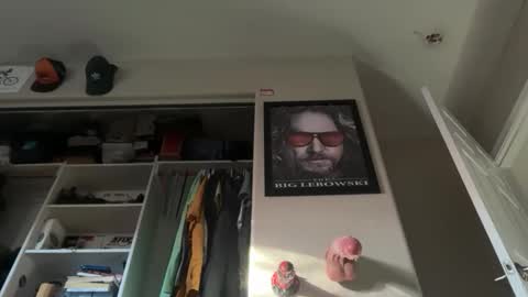 lausfavorite online show from October 24, 3:03 pm