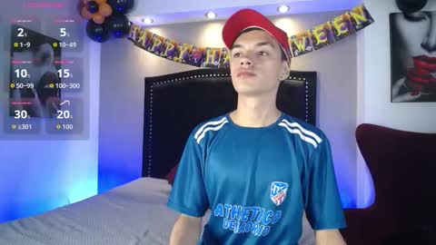 Snapshot of lawford_mike chatting on October 18, 2:11 pm Mike online show from October 18, 2:11 pm