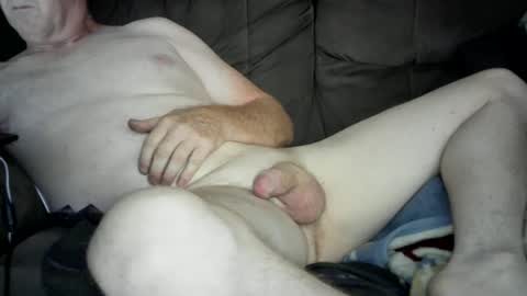 Snapshot of laytonbonner chatting on September 25, 4:44 am laytonbonner online show from September 25, 4:44 am