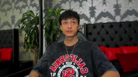 Lean online show from April 6, 2:18 pm