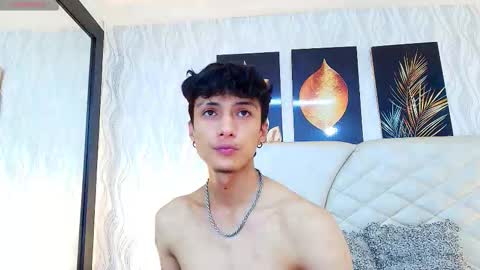 Lean online show from October 24, 8:43 pm