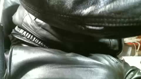 Leathermotocross online show from February 15, 7:00 pm