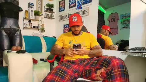 leenar_key online show from December 16, 2:02 pm