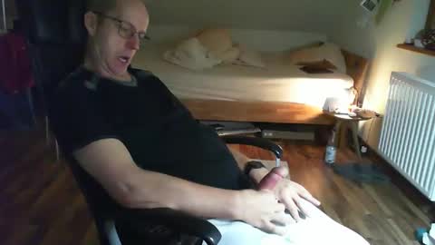 Dave online show from February 19, 11:57 pm