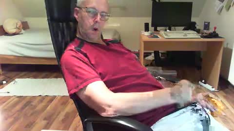 Dave online show from December 8, 12:18 am