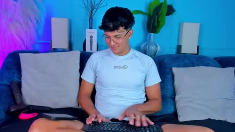 Leo online show from January 12, 2:59 am