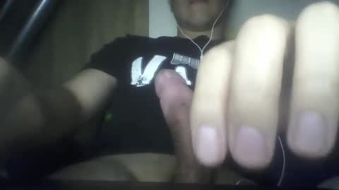 leoonel_95 online show from December 7, 3:36 am