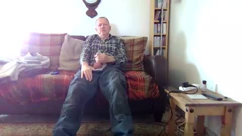 Snapshot of letmestrip chatting on September 21, 8:36 am paul online show from September 21, 8:36 am