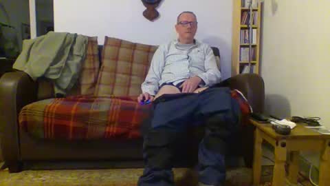 Snapshot of letmestrip chatting on January 24, 12:31 am paul online show from January 24, 12:31 am